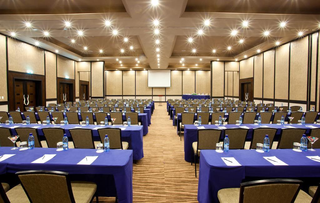 Avani Lesotho Hotel & Casino Maseru Buitenkant foto