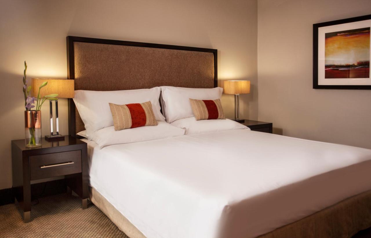 Avani Lesotho Hotel & Casino Maseru Buitenkant foto