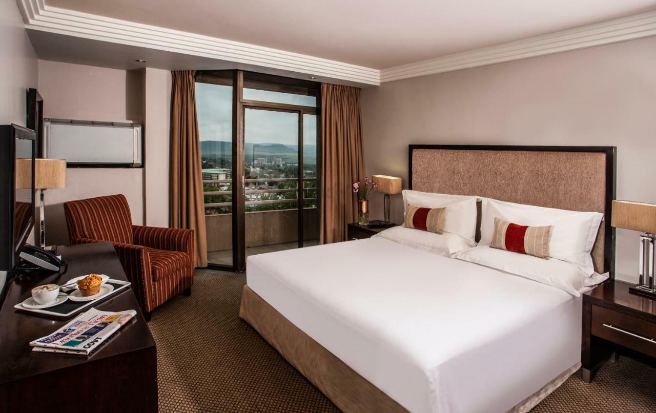 Avani Lesotho Hotel & Casino Maseru Buitenkant foto