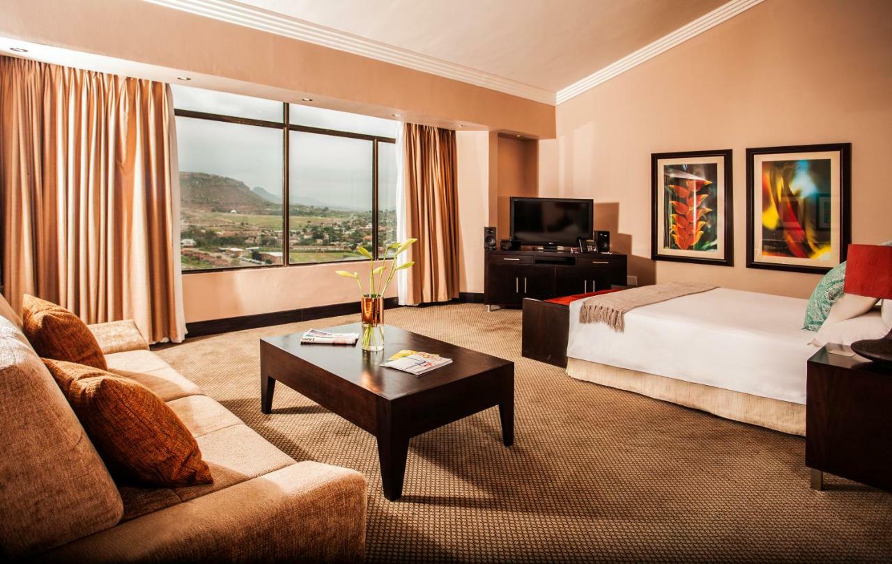 Avani Lesotho Hotel & Casino Maseru Buitenkant foto