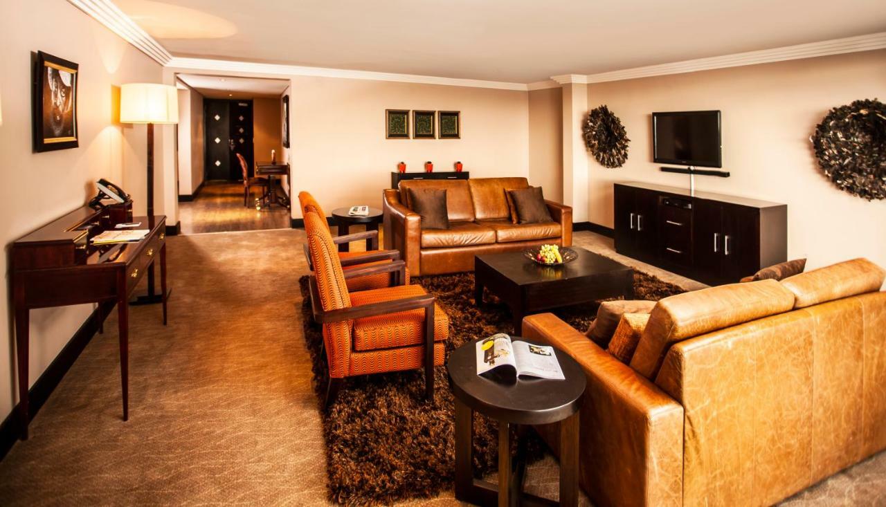 Avani Lesotho Hotel & Casino Maseru Buitenkant foto